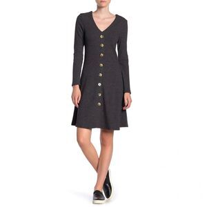 Velvet Heart Dress Grey V-Neck Rib Knit Long Sleeve Button‎ Front